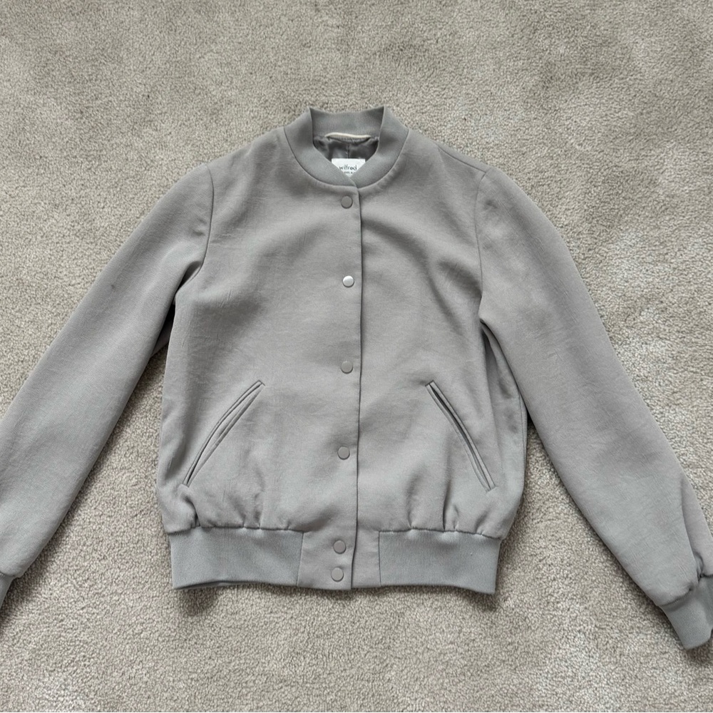 Aritzia Wilfred Women’s Gray Bomber Jacket